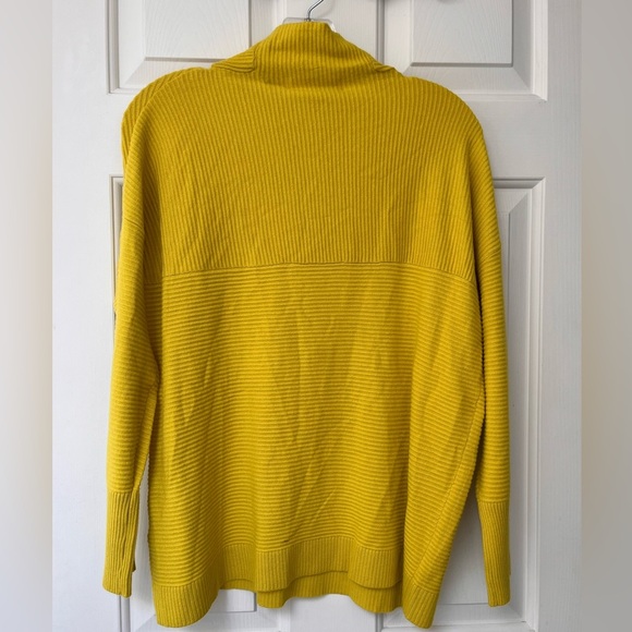 NWT Chelsea & Theodore Oversized Citron Tea Ribbed Turtleneck Sweater XS - Picture 9 of 13
